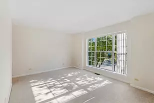 2713 S Embers Ln, Arlington Heights, IL 60005 - Photo 14