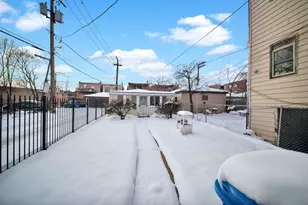 1828 S Trumbull Ave, Chicago, IL 60623 - Photo 34