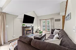 237 N Walnut St, Bensenville, IL 60106 - Photo 4