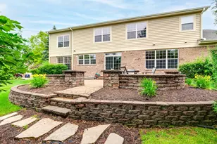 312 Camargo Ct, Vernon Hills, IL 60061 - Photo 54