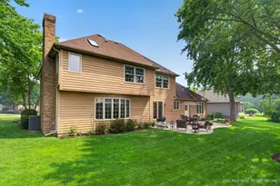 425 Brentwood Ct, Roselle, IL 60172 - Photo 38