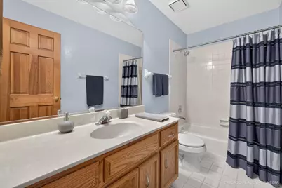 425 Brentwood Court, Roselle, IL 60172 - Photo 32