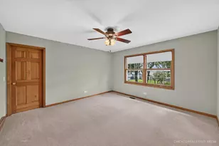 425 Brentwood Ct, Roselle, IL 60172 - Photo 30