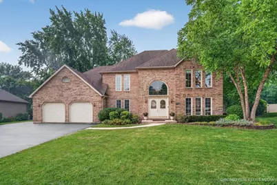 425 Brentwood Court, Roselle, IL 60172 - Photo 1