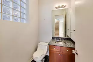 821 N Wood St, Chicago, IL 60622 - Photo 8
