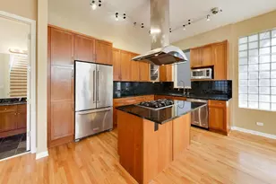 821 N Wood St, Chicago, IL 60622 - Photo 6