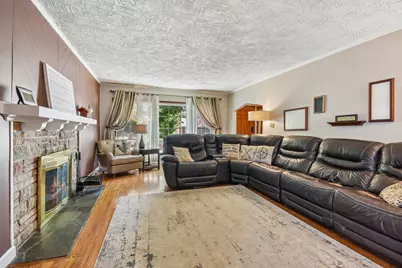 693 S Spring Road, Elmhurst, IL 60126 - Photo 4