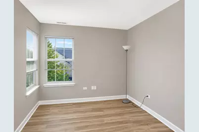 651 Lancaster Circle, Elgin, IL 60123 - Photo 28