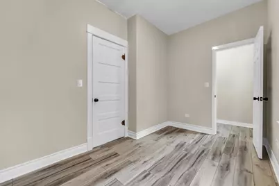 5323 W 25th Place, Cicero, IL 60804 - Photo 4