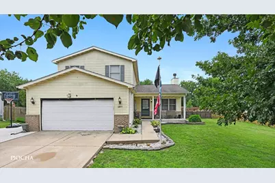 1677 Carol Anne Drive, Morris, IL 60450 - Photo 1