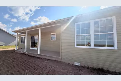 768 Fulton Drive, Centralia, IL 62801 - Photo 2