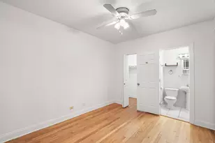 6452 N Bell Ave, Chicago, IL 60645 - Photo 10