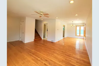 4715 W Lake Avenue, Glenview, IL 60025 - Photo 4