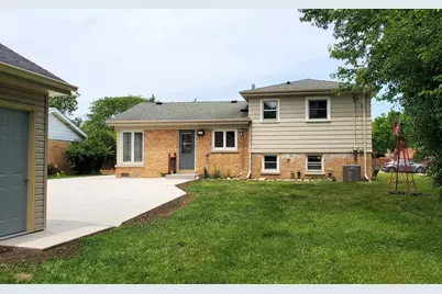 4715 W Lake Avenue, Glenview, IL 60025 - Photo 18