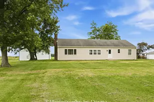 2489 E US Hwy 52 Hwy, Donovan, IL 60931 - Photo 2