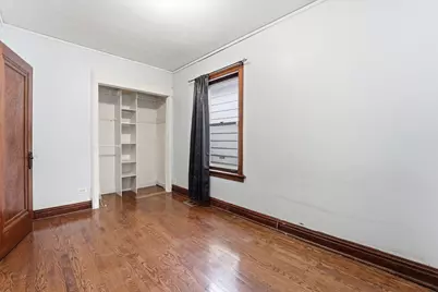 10447 S Avenue G, Chicago, IL 60617 - Photo 8