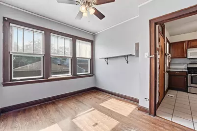 10447 S Avenue G, Chicago, IL 60617 - Photo 12