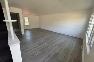 17 S Williams St, Westmont, IL 60559 - Photo 2