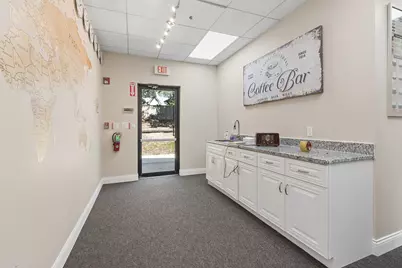 6705 Kingery Highway, Willowbrook, IL 60527 - Photo 4