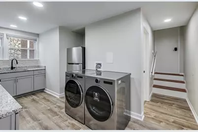 1086 N Northwest Highway #G, Park Ridge, IL 60068 - Photo 8