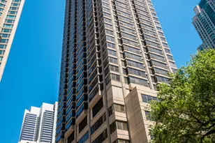 30 E Huron St, Chicago, IL 60611 - Photo 2