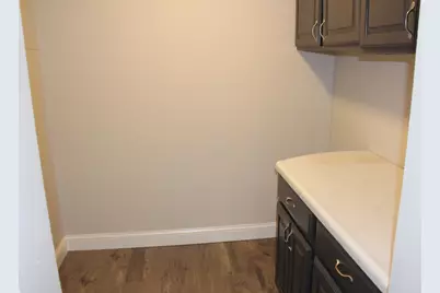 804 N Jackson Street, Clifton, IL 61727 - Photo 16