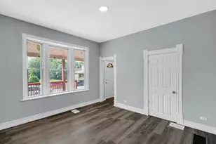 8245 S Burley Ave, Chicago, IL 60617 - Photo 8