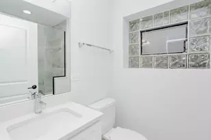 5509 N Central Ave, Chicago, IL 60630 - Photo 20