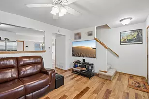 807 Serendipity Dr, Aurora, IL 60504 - Photo 6