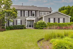 17945 W Pond Ridge Cir, Gurnee, IL 60031 - Photo 1