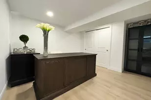 8425 W Sunnyside Ave, Chicago, IL 60656 - Photo 12