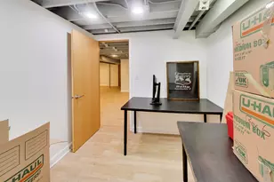 5625 N Kilbourn Ave, Chicago, IL 60646 - Photo 32