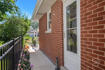 129 S Hudson Street, Westmont, IL 60559 - Photo 24