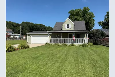 411 Broadway Street, Depue, IL 61322 - Photo 1