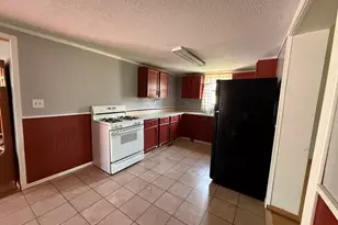 411 Broadway St, Depue, IL 61322 - Photo 8