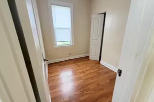 8353 S Brandon Ave, Chicago, IL 60617 - Photo 6