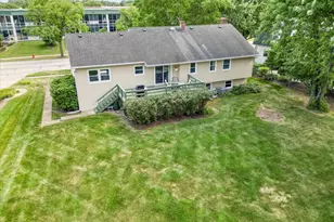 1058 W Illinois Ave, Palatine, IL 60067 - Photo 42