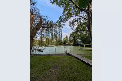 521 S Circle Avenue, Port Barrington, IL 60010 - Photo 6