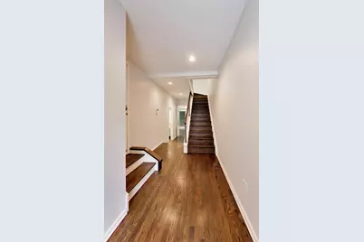171 W Goethe Street #B, Chicago, IL 60610 - Photo 2
