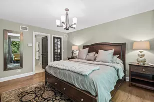 6341 N Le Mai Ave, Chicago, IL 60646 - Photo 14