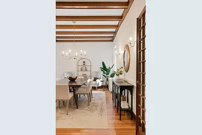 684 W Irving Park Road #E5, Chicago, IL 60613 - Photo 16