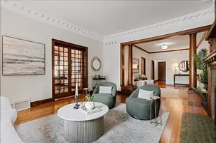 684 W Irving Park Rd, Chicago, IL 60613 - Photo 12
