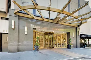 111 E Chestnut St, Chicago, IL 60611 - Photo 4