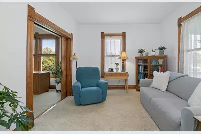 125 W 1st Avenue, Clifton, IL 60927 - Photo 4