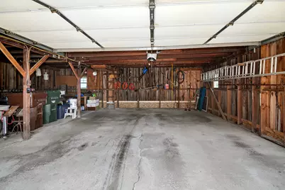125 W 1st Avenue, Clifton, IL 60927 - Photo 34