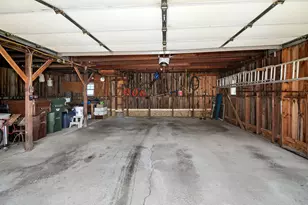 125 W 1st Ave, Clifton, IL 60927 - Photo 34