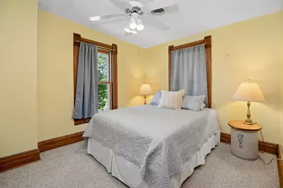 125 W 1st Avenue, Clifton, IL 60927 - Photo 20