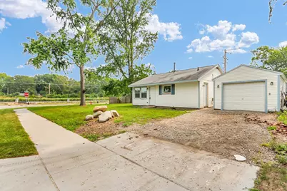1408 Hedge Road, Champaign, IL 61821 - Photo 10