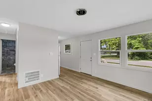 1408 Hedge Rd, Champaign, IL 61821 - Photo 14