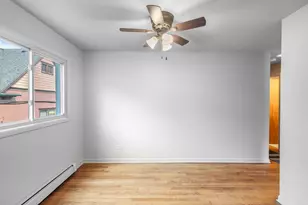 207 Fremont St, Woodstock, IL 60098 - Photo 4